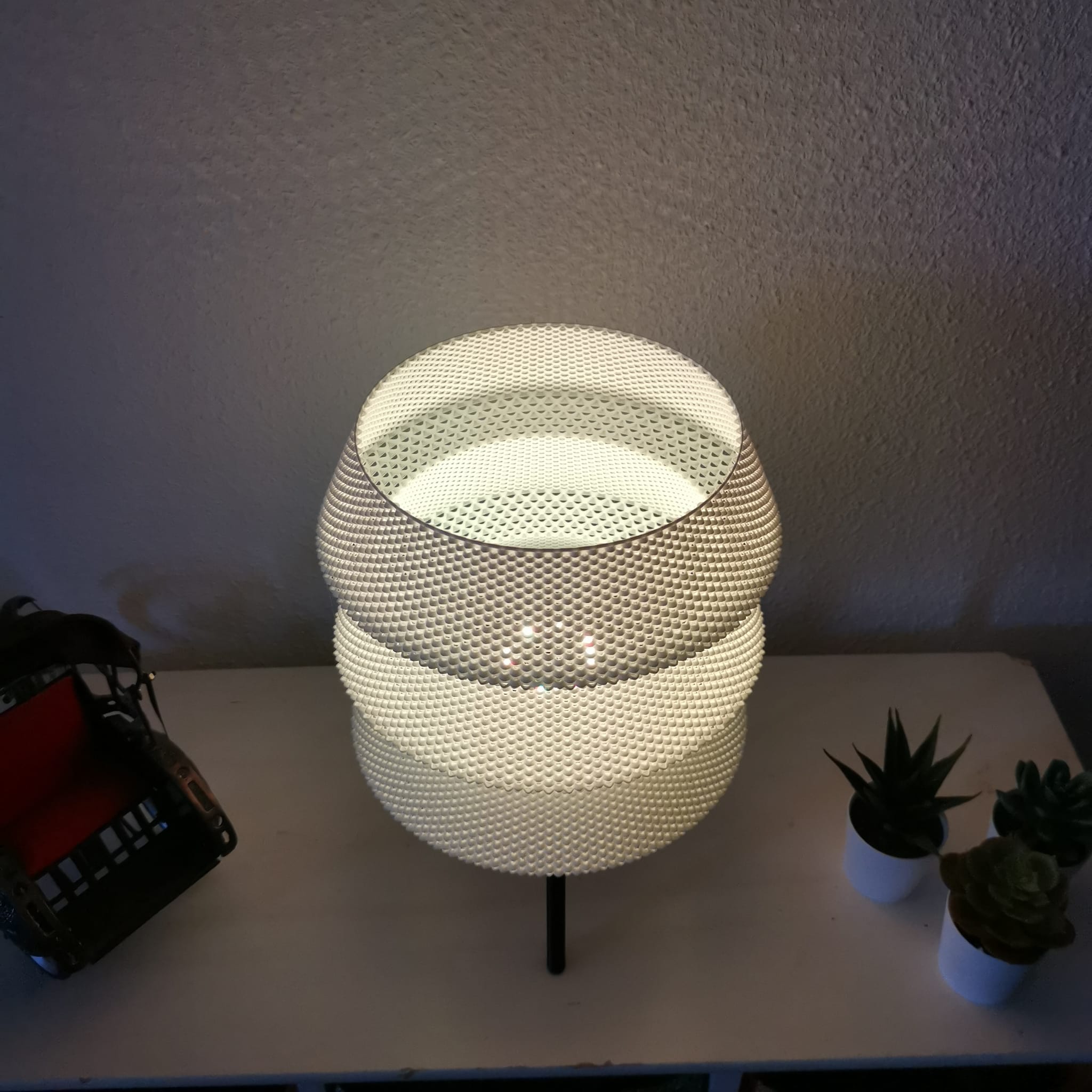Dynasty Light Table Lamp