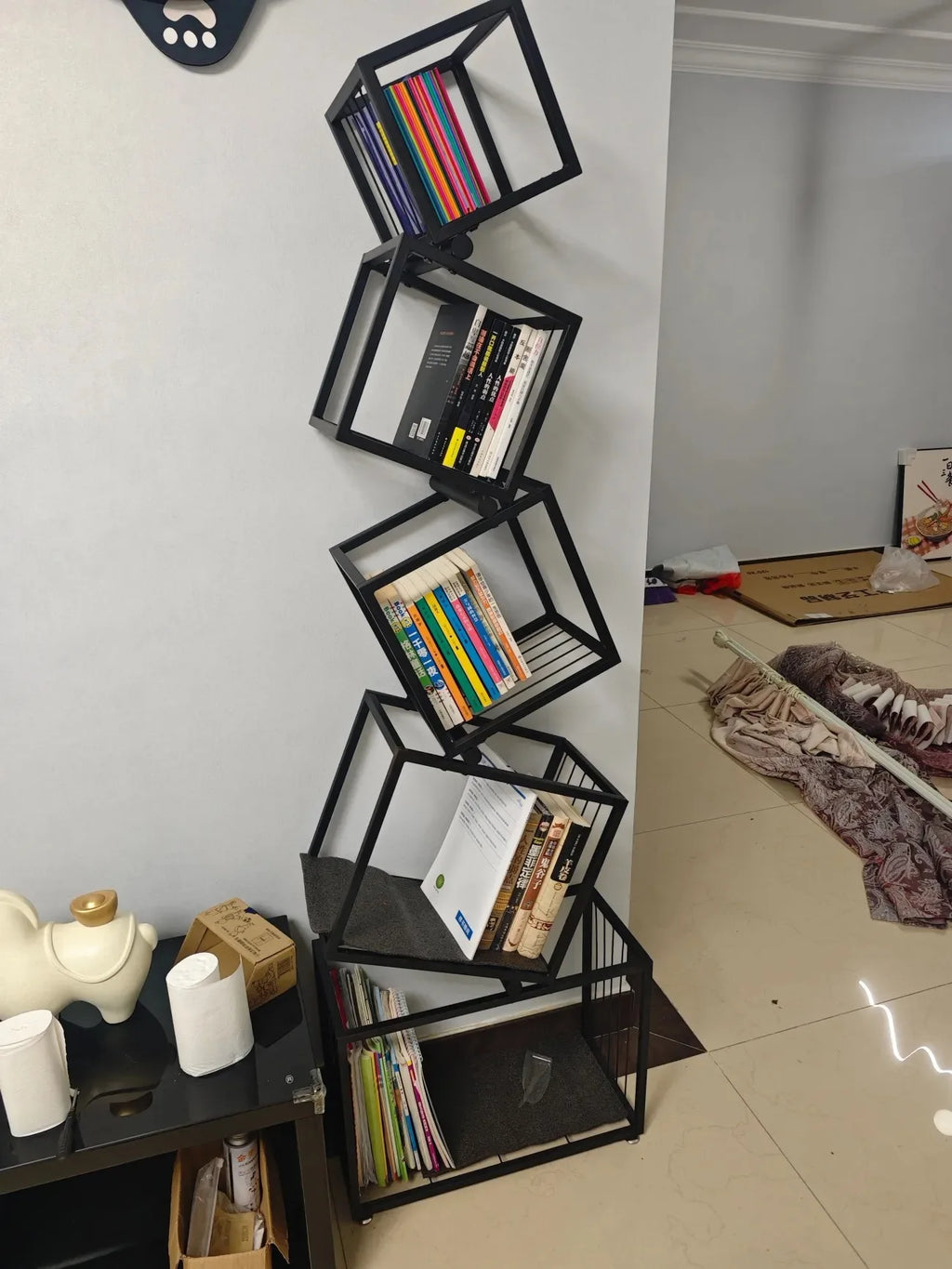 Modernes Wohnzimmer-Dekor, Kunstregal aus Eisen, Büro- und Arbeitszimmer-Bücherregal, mehrschichtiges Lagerregal zum Organisieren von Büchern und Dekorationen