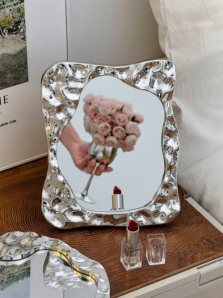 Badezimmer Behandelt Spiegel Eitelkeit Frauen Design Tragbare Spiegel Kleine Wohnheim Espejo Maquillaje Luz Hause Dekoration Zubehör