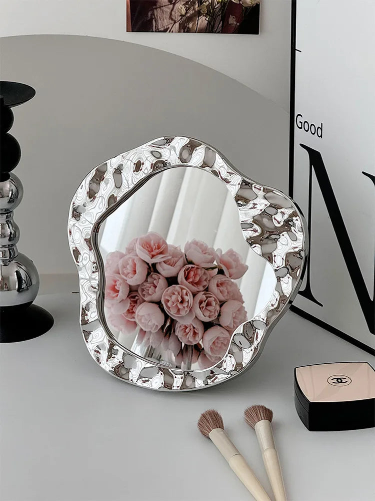 Badezimmer Behandelt Spiegel Eitelkeit Frauen Design Tragbare Spiegel Kleine Wohnheim Espejo Maquillaje Luz Hause Dekoration Zubehör