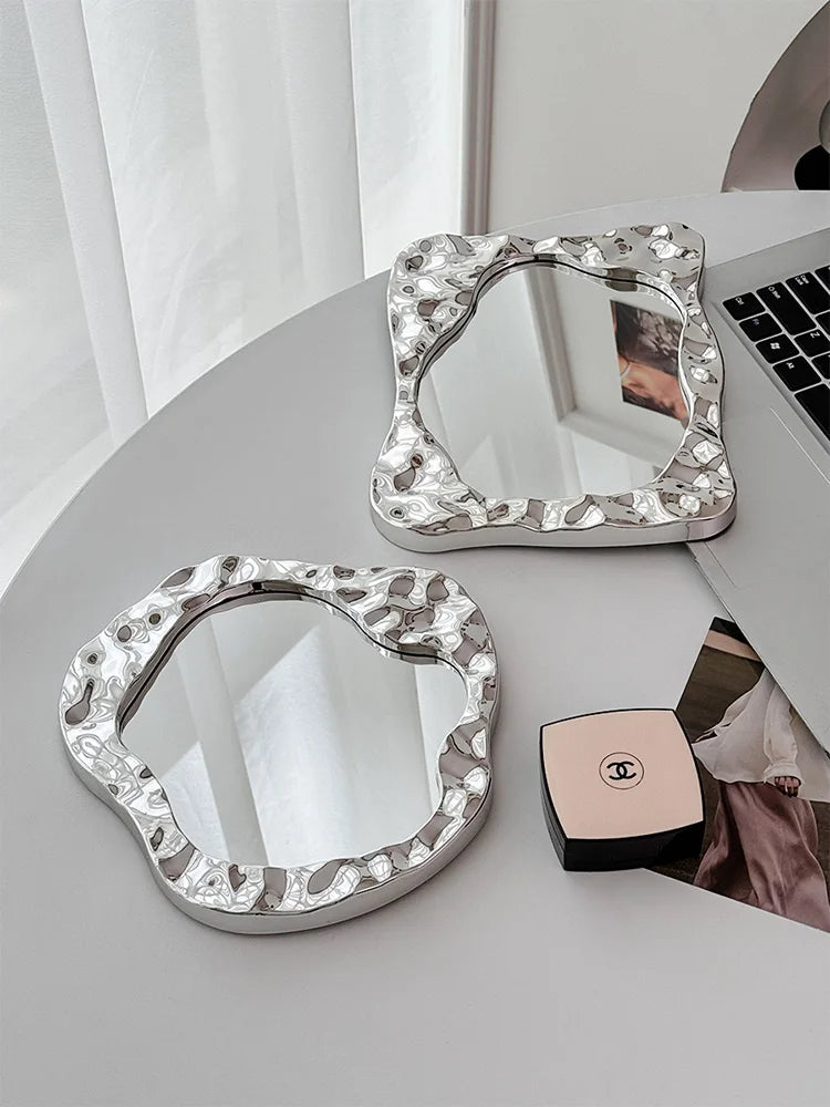 Badezimmer Behandelt Spiegel Eitelkeit Frauen Design Tragbare Spiegel Kleine Wohnheim Espejo Maquillaje Luz Hause Dekoration Zubehör