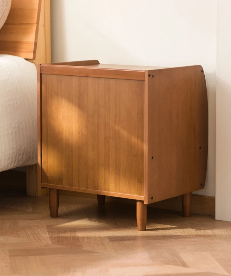 Minimalistisch moderner Nachttisch aus Bambus, kleiner Schrank für das Wohnzimmer, kleiner Aufbewahrungsschrank, Haushalts-Aufbewahrungsschrank.