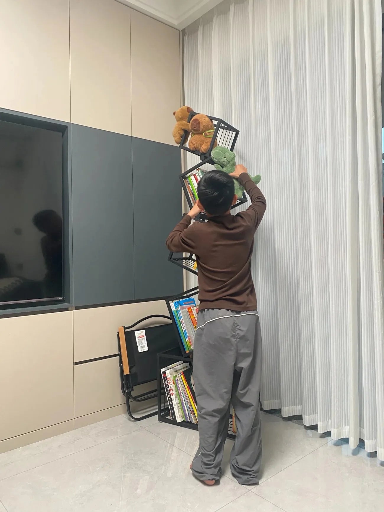 Modernes Wohnzimmer-Dekor, Kunstregal aus Eisen, Büro- und Arbeitszimmer-Bücherregal, mehrschichtiges Lagerregal zum Organisieren von Büchern und Dekorationen