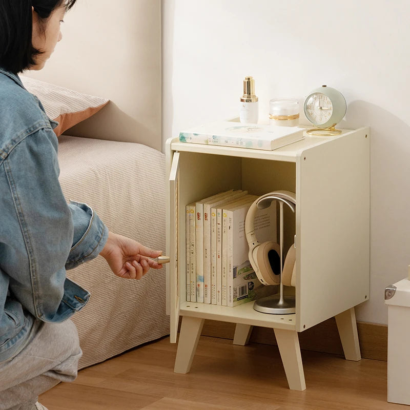 Moderner Nachttisch für Schlafzimmer, einfacher Aufbewahrungsschrank für Schlafzimmer, Schranktür mit ABS-Gitter, starker Türstopper, Nachttisch