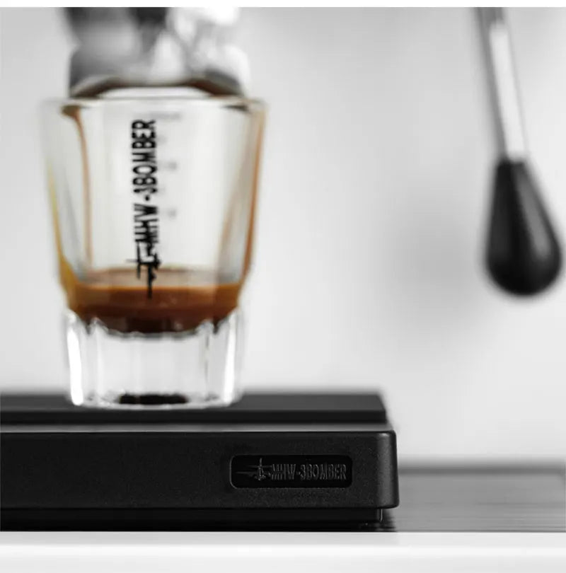 MHW-3BOMBER Digitale Küchenkaffeewaage, hochpräzise, zyklische, wiederaufladbare Espresso-elektronische Waage, Heim-Barista-Zubehör