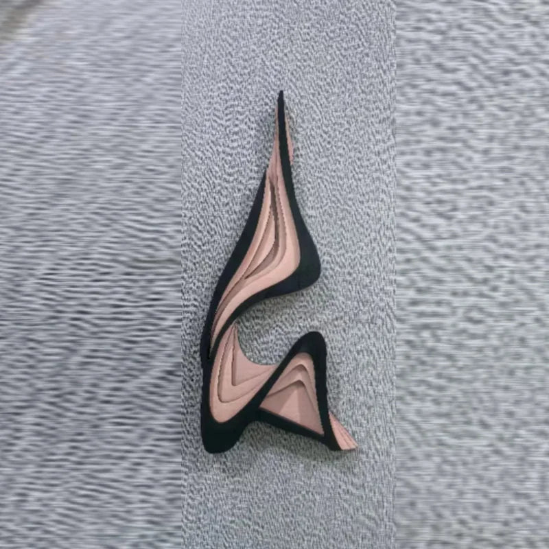 Dreidimensionale gebogene künstlerische Dekoration aus Holz, Bücherregal, Raumdekoration, Desktop-Ornamente, Kunstwerk mit unregelmäßiger Form