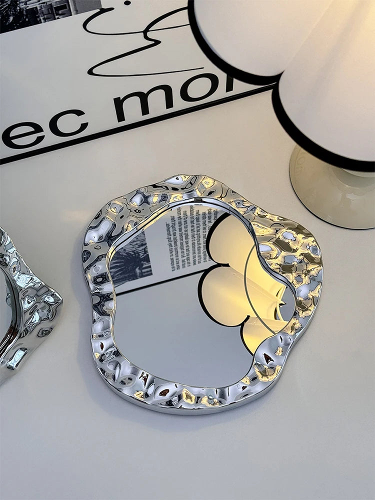 Badezimmer Behandelt Spiegel Eitelkeit Frauen Design Tragbare Spiegel Kleine Wohnheim Espejo Maquillaje Luz Hause Dekoration Zubehör