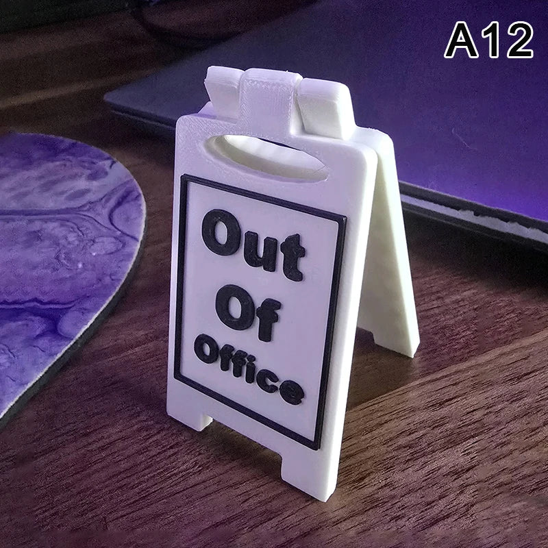 Humorvolles Büro-Schreibtischschild – „Kaffee, dünne Arbeit“ „Busy“ Home Office Desktop-Dekoration Unisex Kollegen-Geschenk, multifunktional