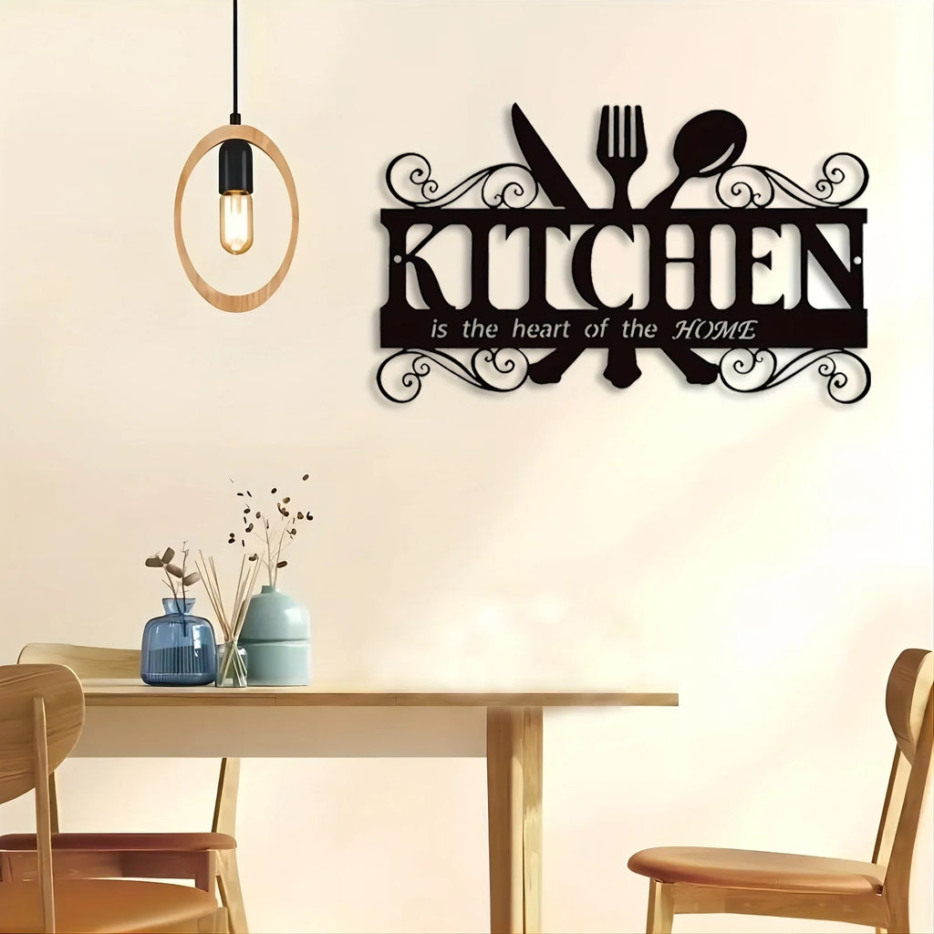 Von Art Deco inspirierte Küchenwandkunst aus schwarzem Metall – elegantes Familienthema-Hängeschild mit Herzfelt-Nachricht, Bauernhaus-Dekor