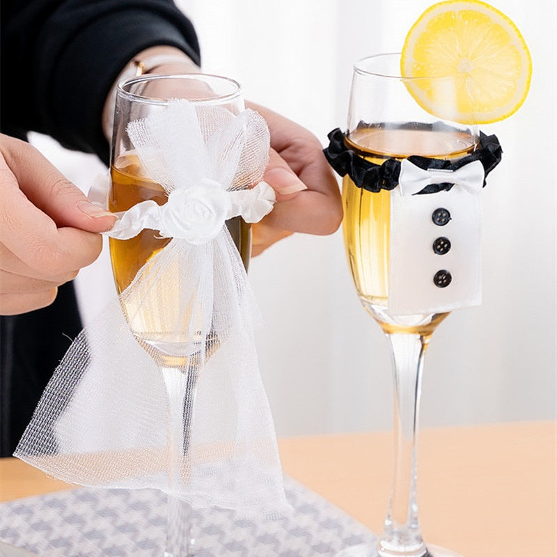Hochzeit Tisch dekoration Weinglas Tasse Abdeckung Braut Bräutigam Kostüm Glas DIY Braut Braut dusche Junggesellen abschied Dekor zu sein